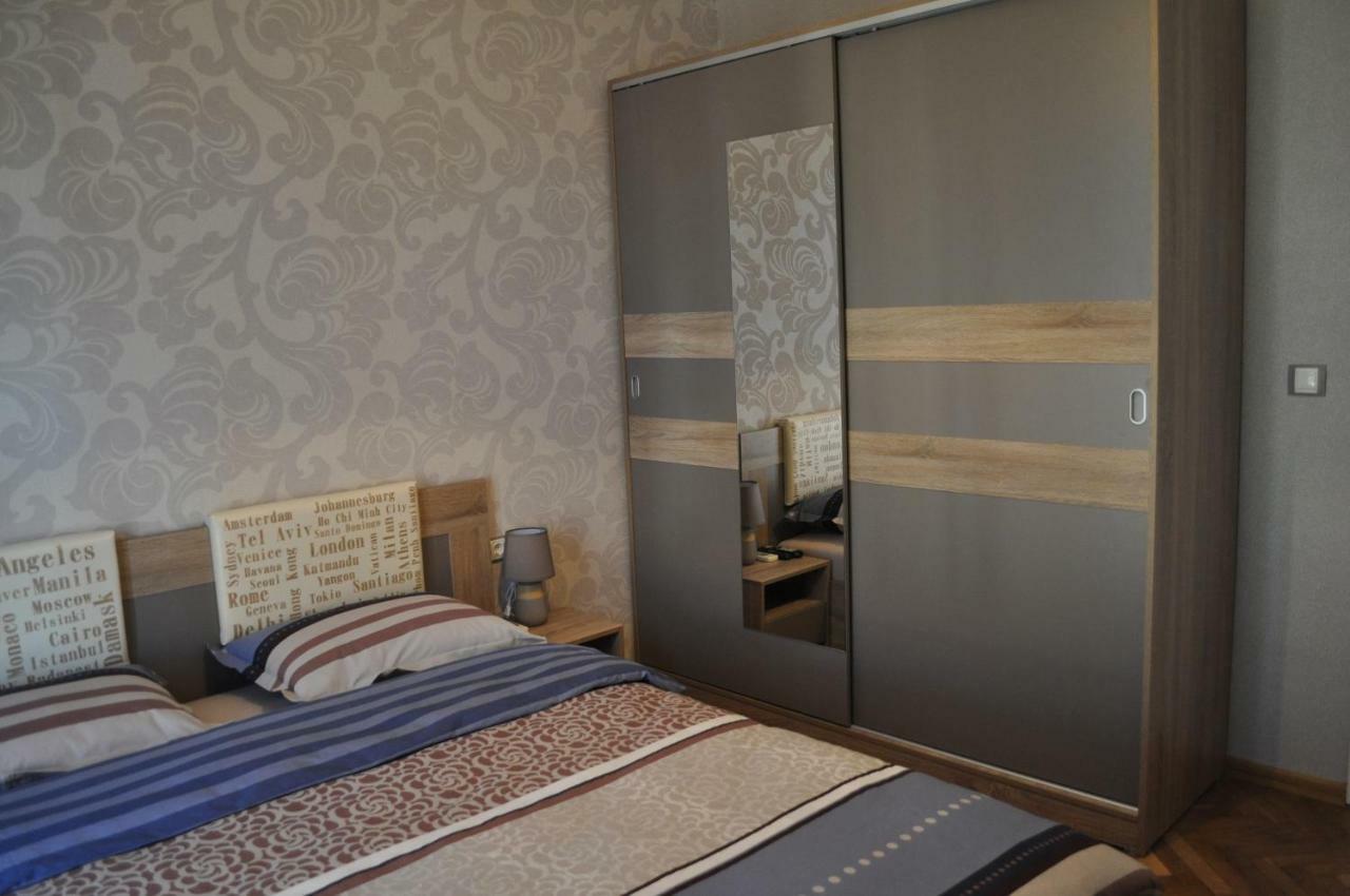Sofia Central Pretty Apartment Екстер'єр фото