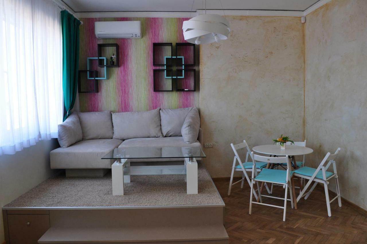 Sofia Central Pretty Apartment Екстер'єр фото