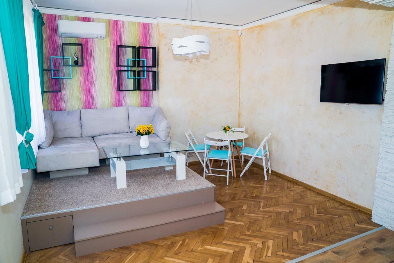 Sofia Central Pretty Apartment Екстер'єр фото